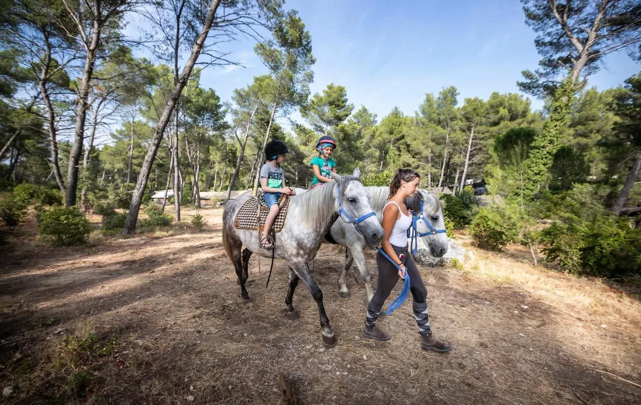 Huttopia Fontvieille Campsite